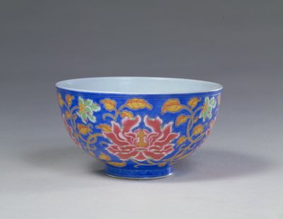 图片[1]-Blue enamel bowl with peony pattern-China Archive